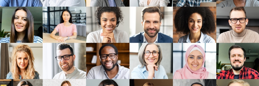 A group of people smiling 