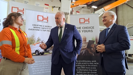 Minister Smith, Rob Lister and Jaimey Tulford Speak During Oakville Hydro's Green Button Announcement